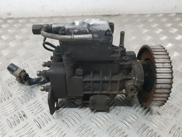 Skoda Octavia Mk1 (1U) (1996 - 2004) 0460404972 Топливный насос — фото 1