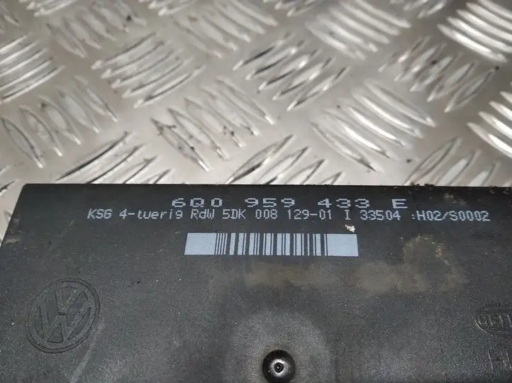 Seat Cordoba (6L) (2002 - 2009) 6Q0959433E Модуль комфорта — фото 3