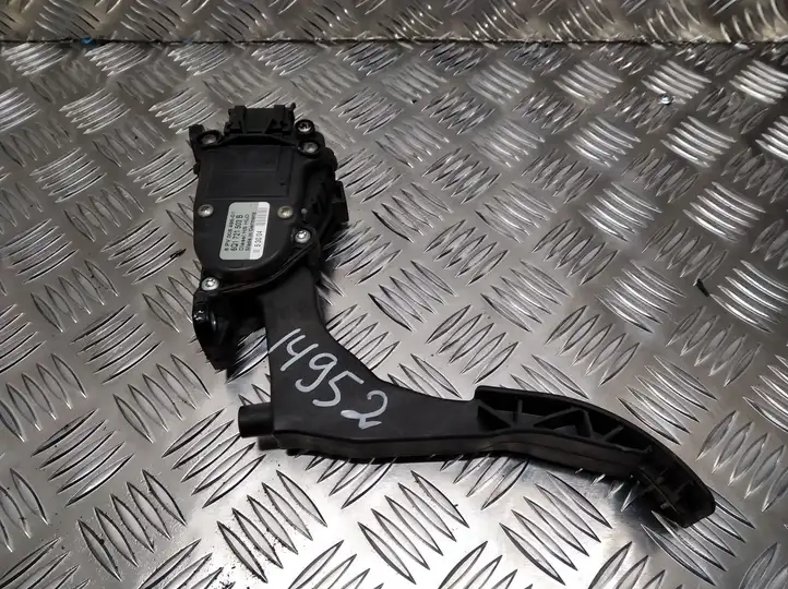 Seat Cordoba (6L) (2002 - 2009) 6Q1721503B Педаль акселератора — фото 1