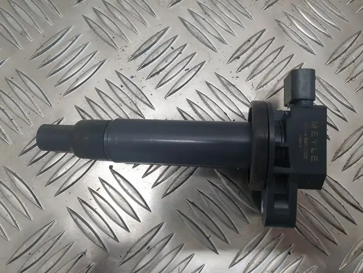 Toyota Yaris (1999 - 2003) MEYLE30148850005 Катушка зажигания — фото 1