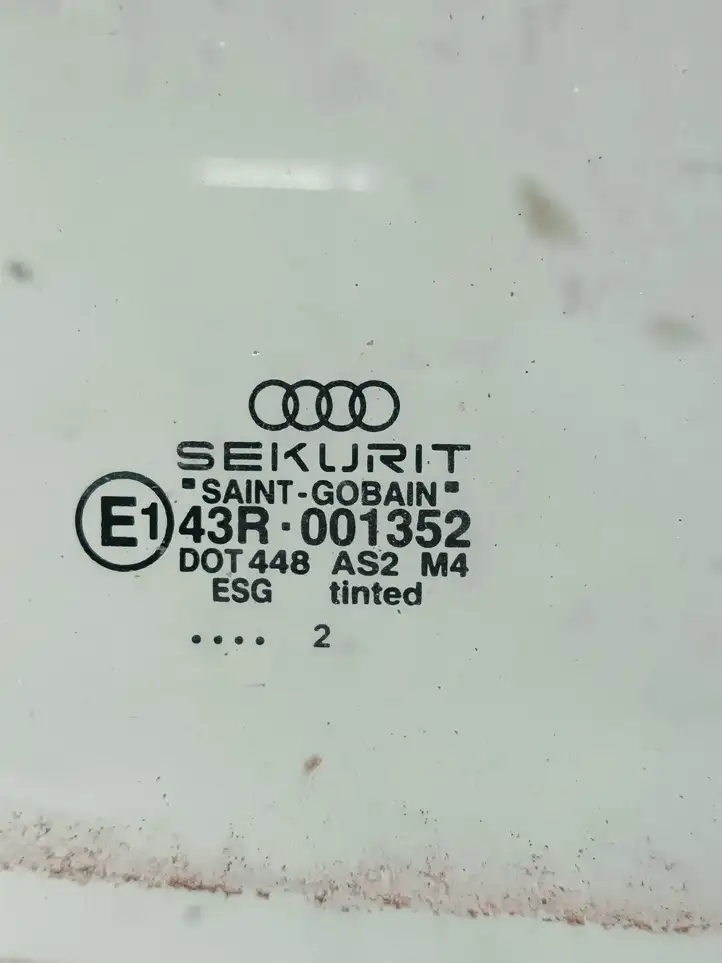 Audi A4 S4 B6 8E 8H (2000 - 2006) AS2 Стекло передней двери — фото 2