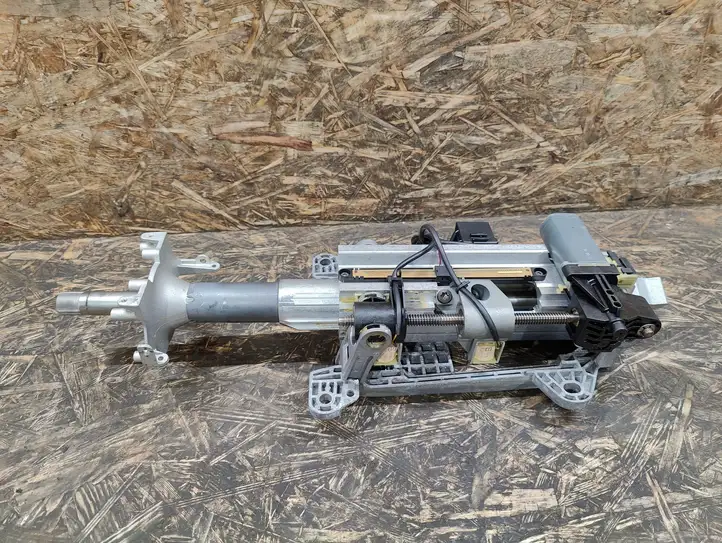 Jaguar XJ X351 (2009 - 2019)  2W933C529AN Ось рулевого колеса