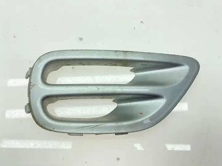 Subaru Legacy (2003 - 2009) 57731AG020 Решетка противотуманной фары — фото 1