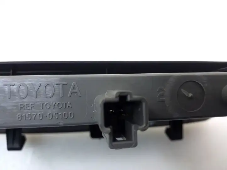 Toyota Avensis T270 (2009 - 2012) 8157005100 Дополнительный стоп фонарь — фото 2
