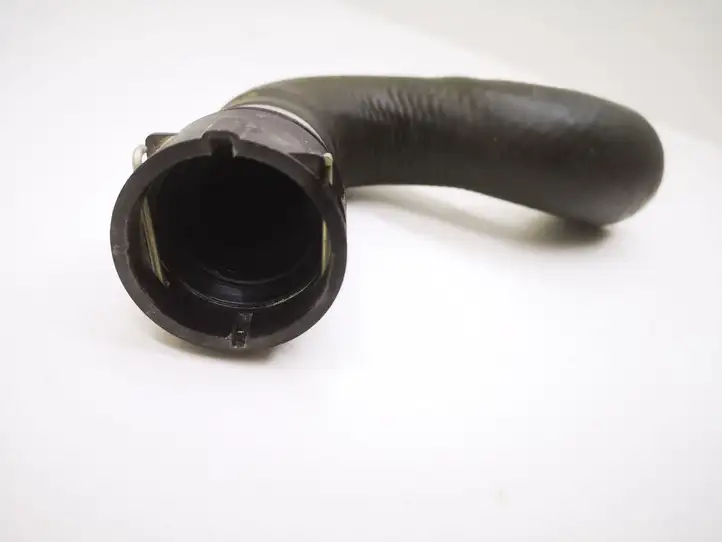 Audi A4 (2007 - 2011)  8K0121101P Трубка (трубки)/ шланг (шланги)