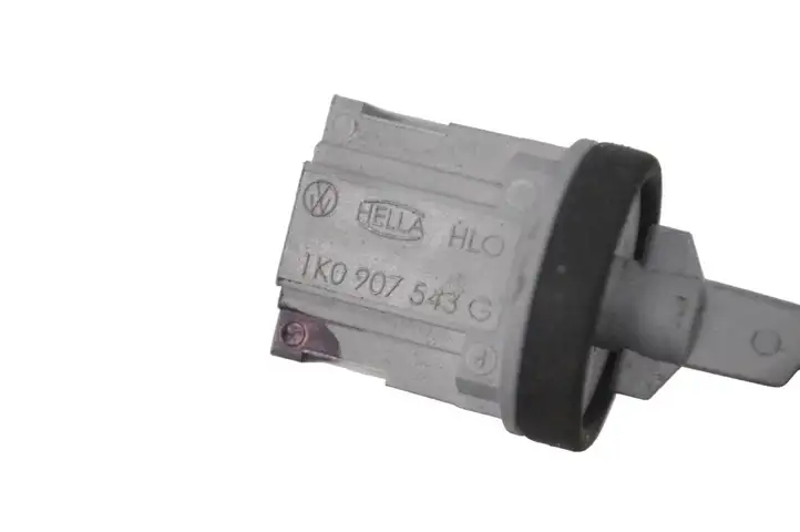 Volkswagen Beetle A5 (2011 - 2018)  1K0907543G Измеритель температуры масла