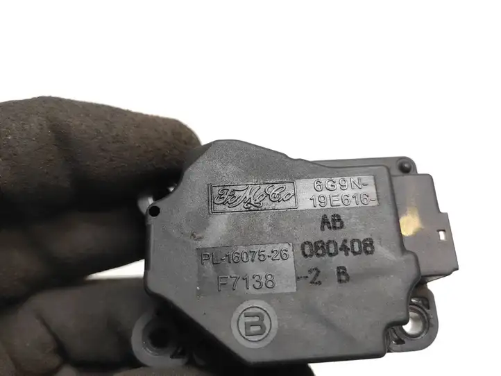 Volvo S80 (2006 - 2009) 6G9N19E616 Двигатель задвижки потока воздуха — фото 3