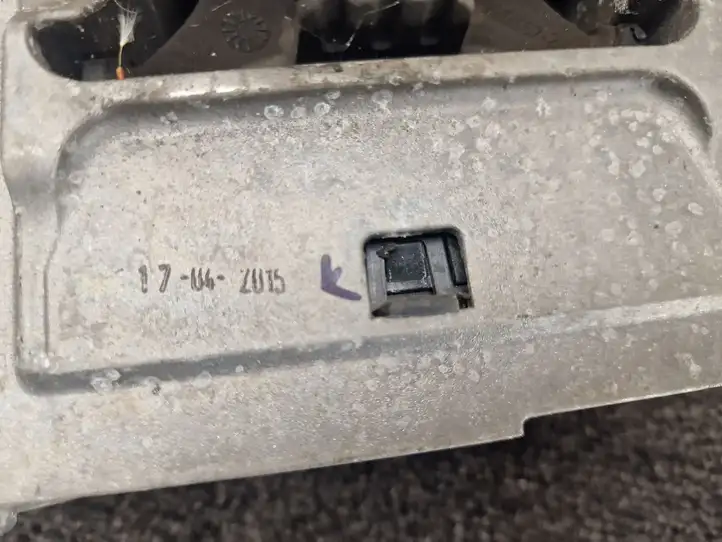 BMW 2 F45 (2014 - 2021)  6875632 Подушка двигателя