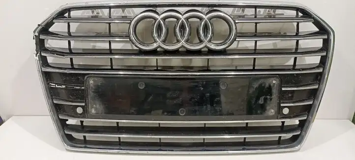 Audi A6 C7 (2011 - 2014) 4G0853651 Верхняя решетка радиатора — фото 1