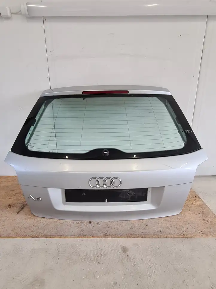 Audi A3/S3 8P (2004 - 2008) Крышка багажника — фото 1