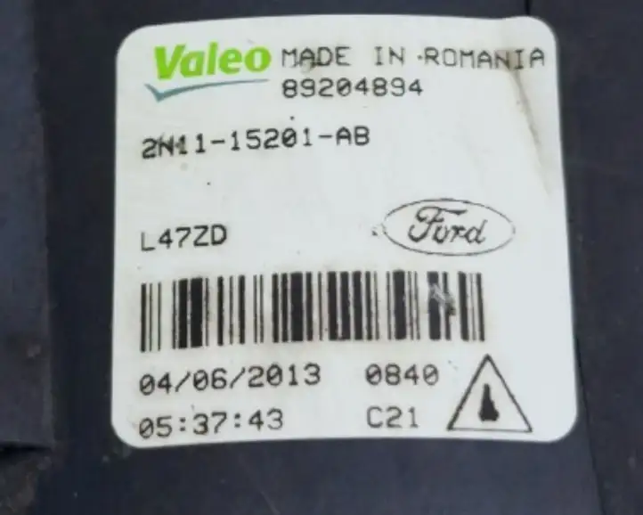 Ford C-MAX II (2010 - 2015) 2N1115201AB Передняя противотуманная фара — фото 8