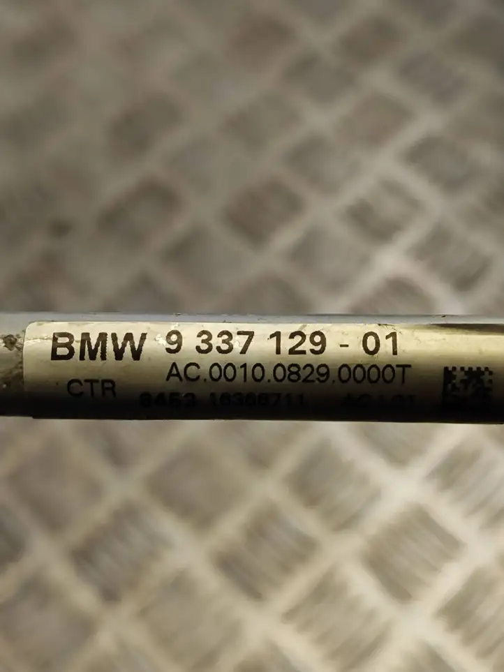 BMW 3 F30 F35 F31 (2012 - 2018) 9337129 Трубки и шланги кондиционера — фото 5