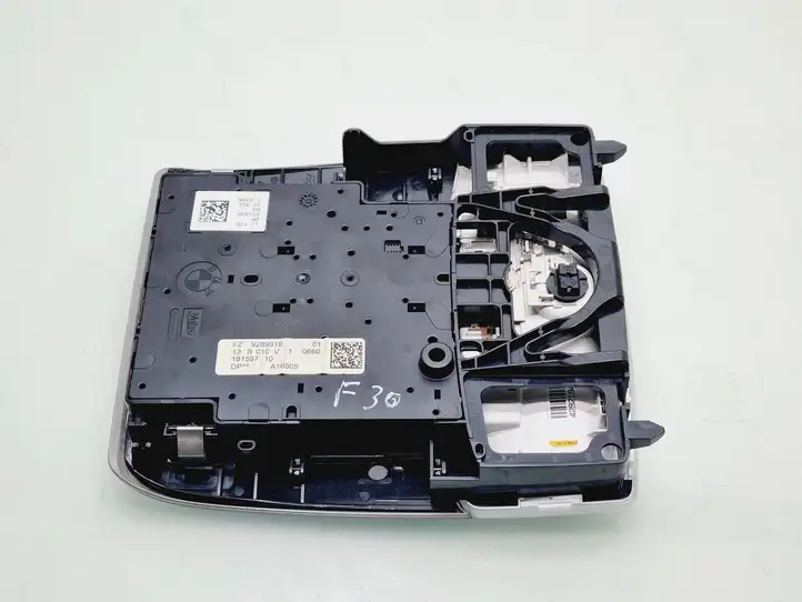 BMW 3 F30 F35 F31 (2012 - 2018) 9289919 Передняя подсветка — фото 3