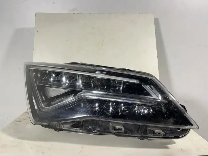 Seat Ateca (2016 - ) 576941008D Передняя фара — фото 2