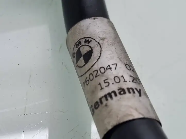 BMW 3 F30 F35 F31 (2012 - 2018) 11667602047 Трубки и шланги — фото 2