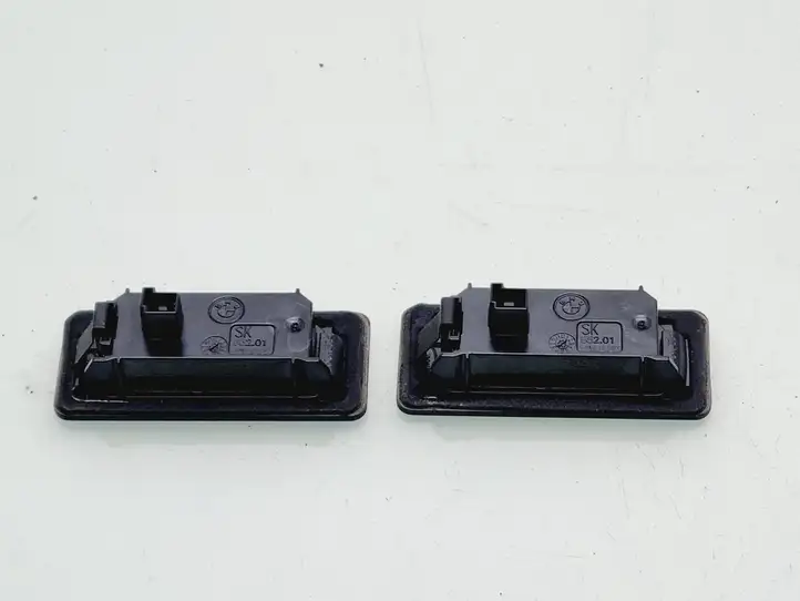 BMW 3 F30 F35 F31 (2012 - 2018) 63267193293 Подсветка номера — фото 3