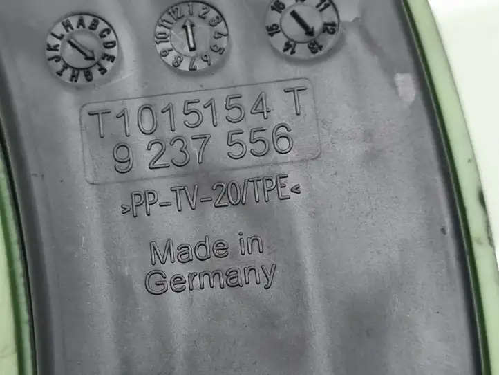 BMW 3 F30 F35 F31 (2012 - 2018) 9237556 Крышка микрофильтра воздуха — фото 2