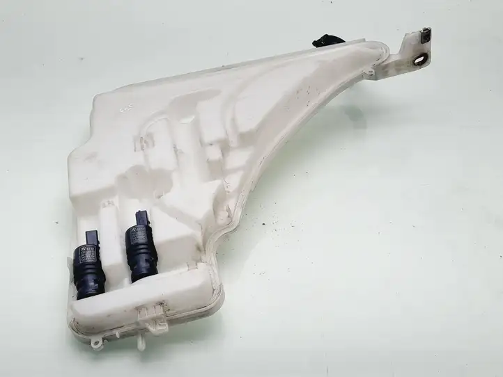 BMW 1 F20 F21 (2011 - 2019) 7241673 Бачок омывателя стекла — фото 1