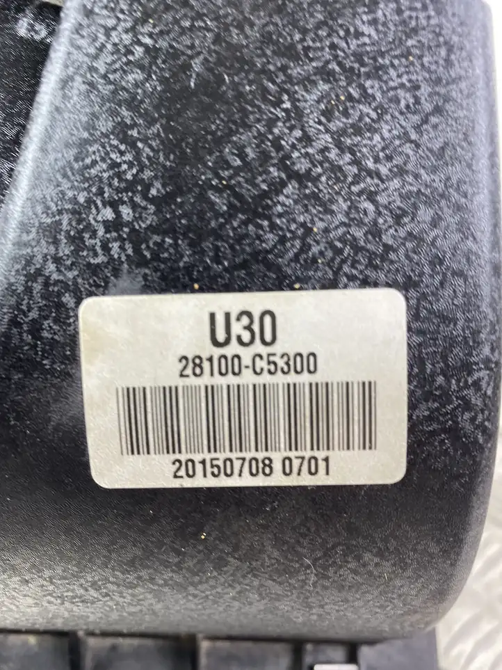 Kia Sorento (2014 - 2017) 28110C5300 Корпус воздушного фильтра — фото 9