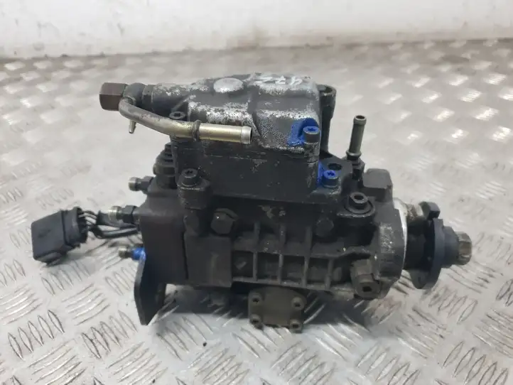 Skoda Octavia Mk1 (1U) (1996 - 2004) 0460404977 Топливный насос — фото 1