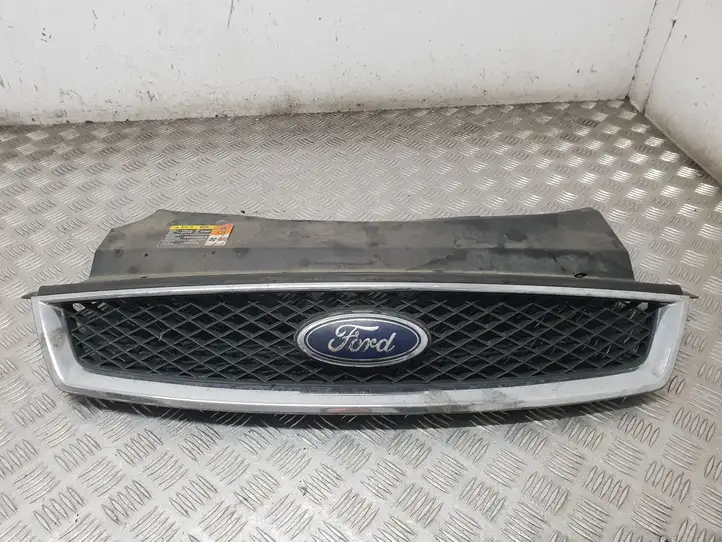 Ford Focus (2005 - 2008) 4M518200AJ Верхняя решетка радиатора — фото 1