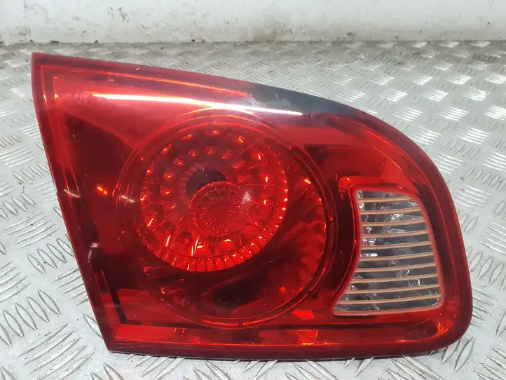 Hyundai Santa Fe (2005 - 2009) 924052B0L Задний фонарь в крышке багажника — фото 1