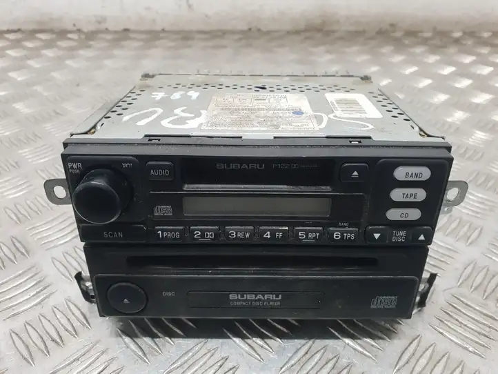 Subaru Forester SG (2003 - 2005) 86201FC070 Магнитола / мультимедийная система — фото 1