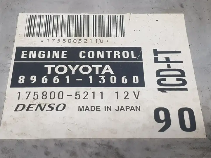 Toyota Corolla Verso E121 (2001 - 2004) 8966113060 Блок управления двигателем (ЭБУ) — фото 2
