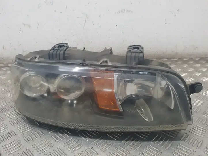 Fiat Punto (188) (1999 - 2010) 89100956 Передняя фара — фото 1