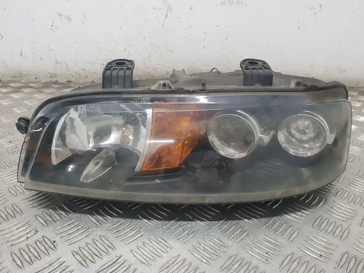 Fiat Punto (188) (1999 - 2010) 89100957 Передняя фара — фото 1