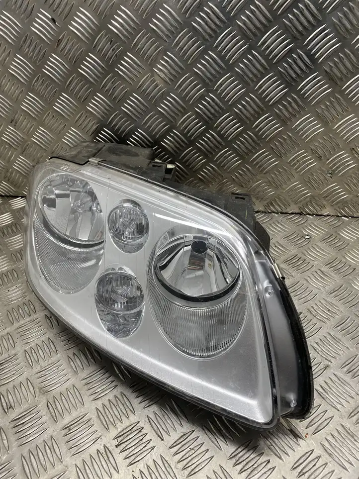 Volkswagen Touran I (2003 - 2010) Передняя фара — фото 3
