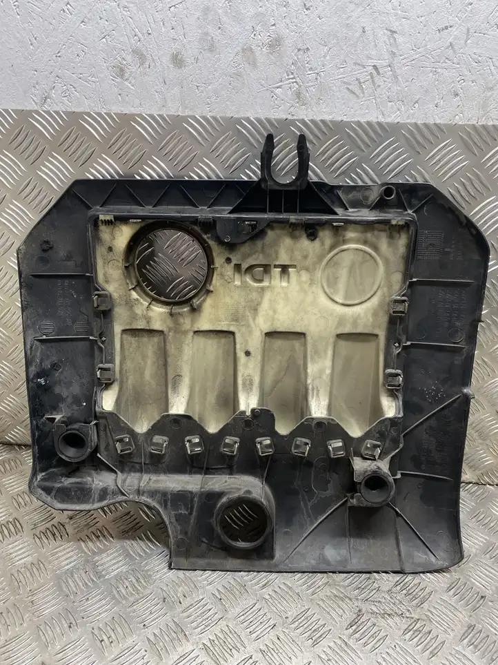 Volkswagen Touran I (2003 - 2010) 03G103925 Крышка двигателя декоративная — фото 3