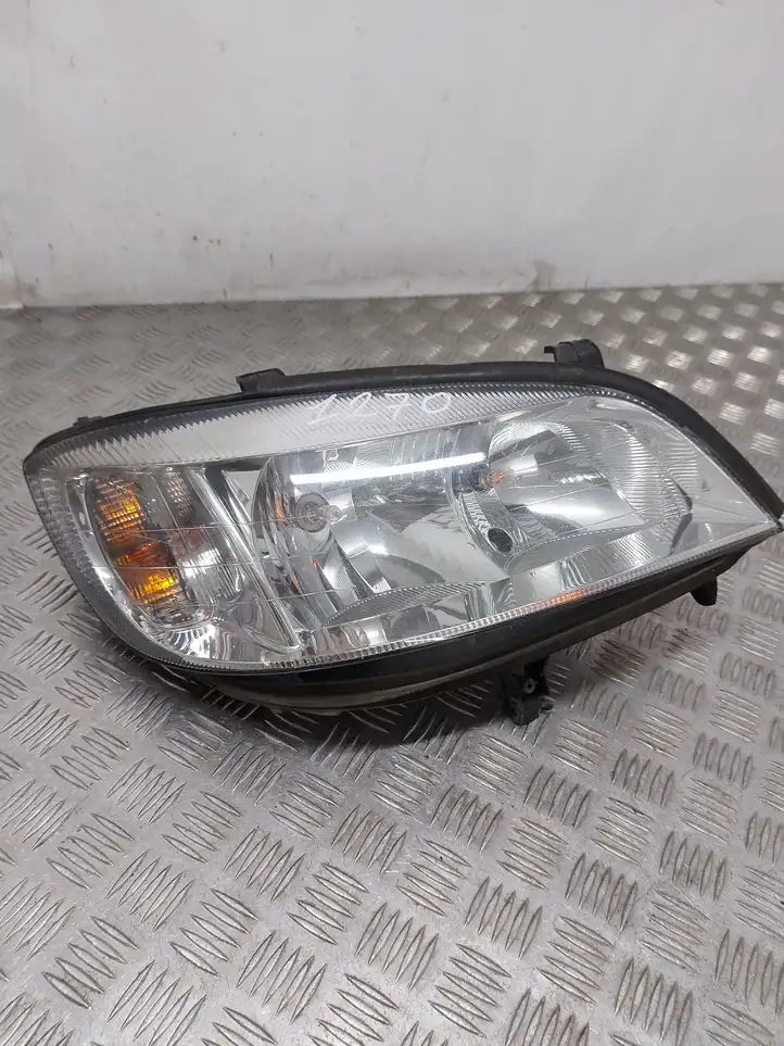 Opel Zafira A (1999 - 2003) 89100055 Передняя фара — фото 1