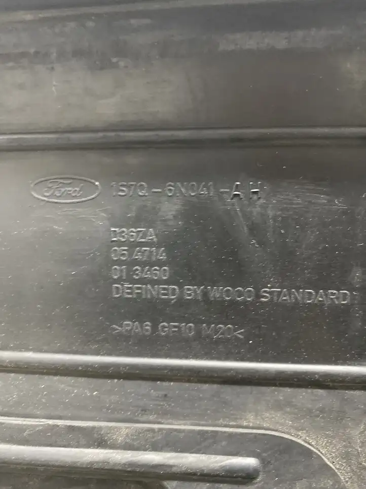 Ford Mondeo Mk III (2000 - 2007) 1S7Q6N041 Крышка двигателя декоративная — фото 3