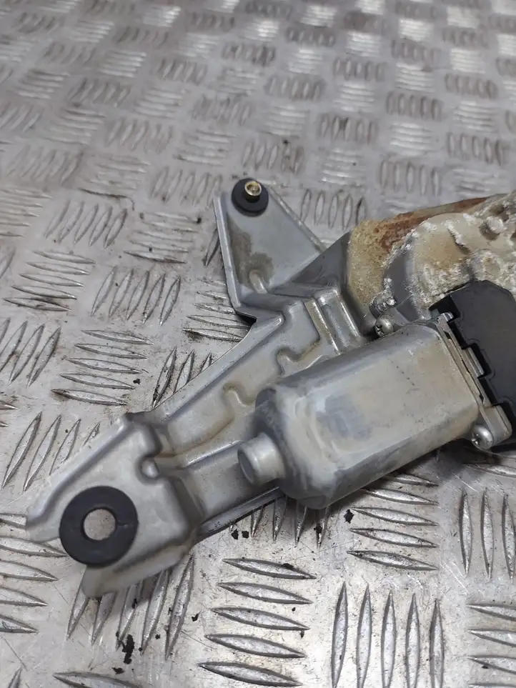 Toyota Corolla E120 E130 (2004 - 2007) 8513013120 Стеклоочиститель заднего стекла — фото 4