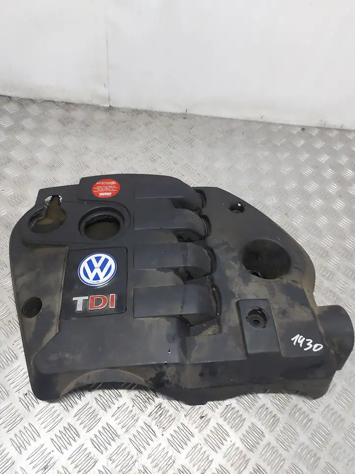 Volkswagen PASSAT B5.5 (2001 - 2005) Крышка двигателя декоративная — фото 1