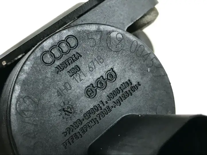 Audi A7 S7 4G (2010 - 2014) 4H0121671B Электроциркуляционный насос — фото 3