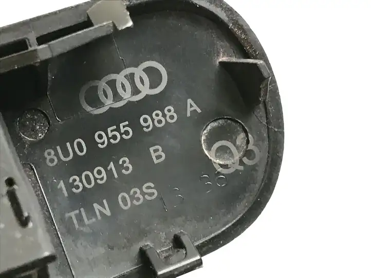Audi Q3 8U (2011 - 2014) 8U0955988A Форсунка омывателя лобового стекла — фото 3