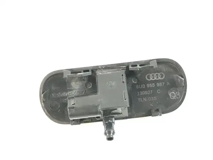 Audi Q3 8U (2011 - 2014) 8U0955987A Форсунка омывателя лобового стекла — фото 3