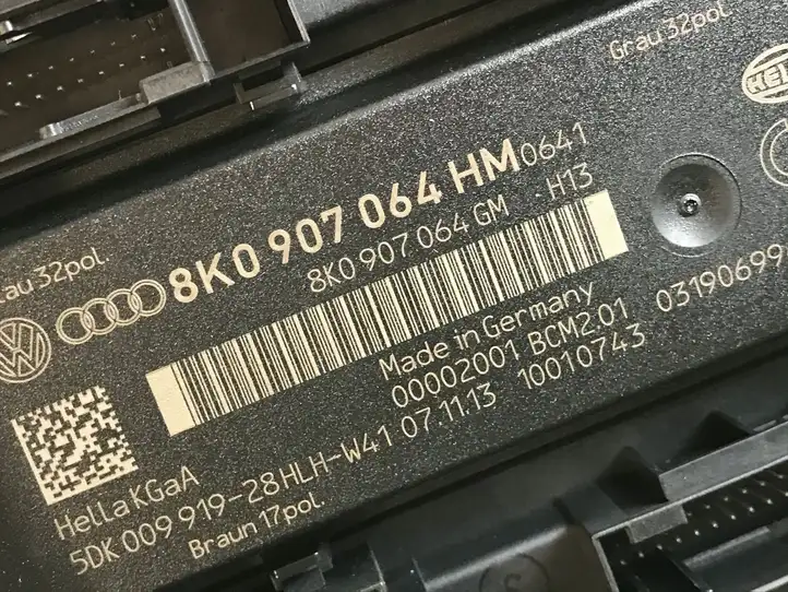 Audi A4 S4 B8 8K (2011 - 2015) 8K0907064HM Модуль комфорта — фото 3