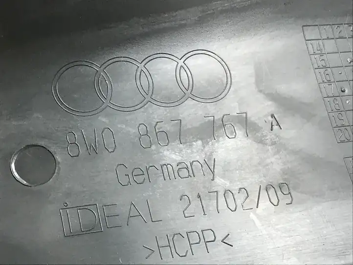 Audi A4 S4 B9 (2015 - 2019) 8W0867767A Внутренняя отделка заднего порога — фото 4