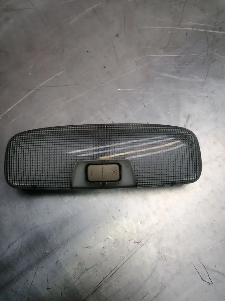 Ford Focus (2008 - 2011) 168461 Задняя подсветка — фото 1