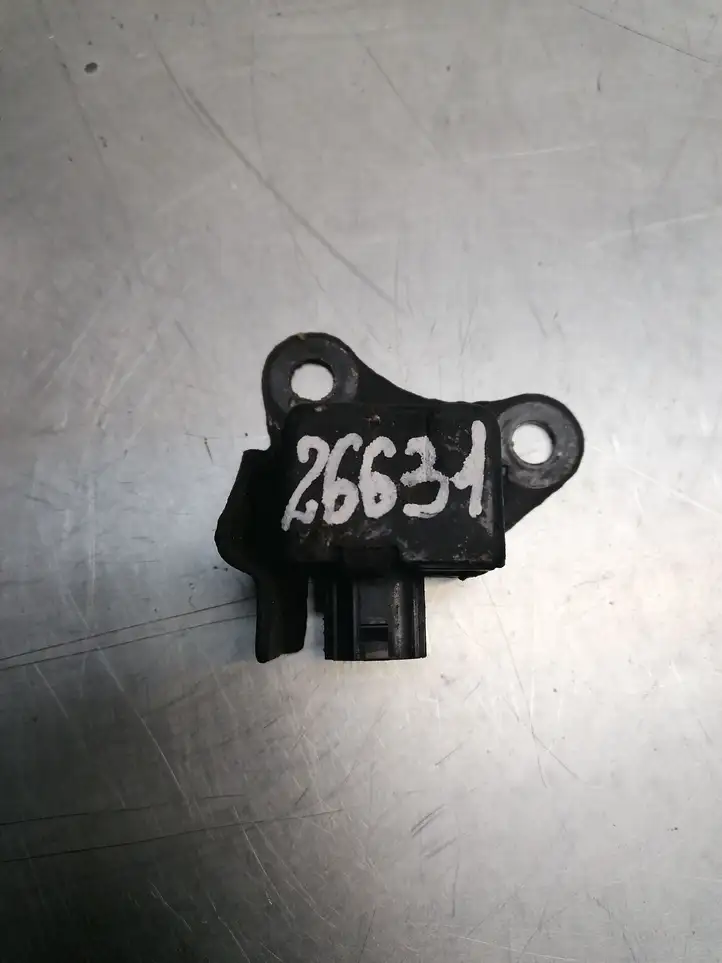 Toyota Prius (XW10) (1997 - 2003) 8917347020 Датчик удара SRS — фото 1