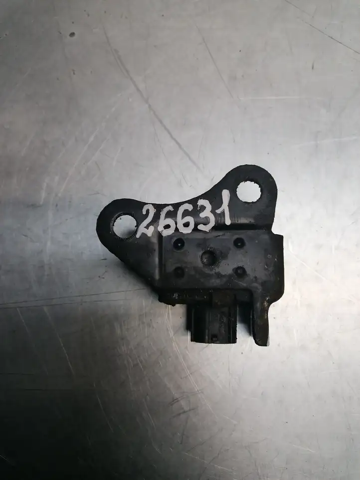 Toyota Prius (XW10) (1997 - 2003) 8917347020 Датчик удара SRS — фото 3