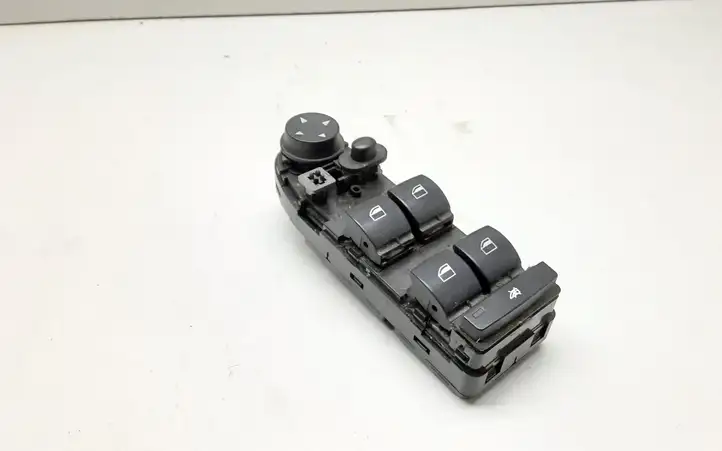 BMW X1 E84 (2009 - 2015) 9216047 Кнопка стеклоподъемников — фото 1