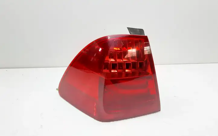 BMW 3 E90 E91 (2005 - 2012) 7289431 Задний фонарь в кузове — фото 1