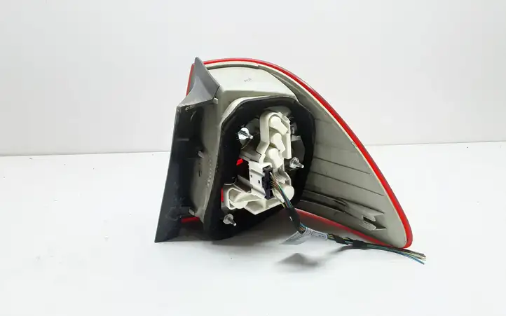 BMW 3 E90 E91 (2005 - 2012) 7289431 Задний фонарь в кузове — фото 3