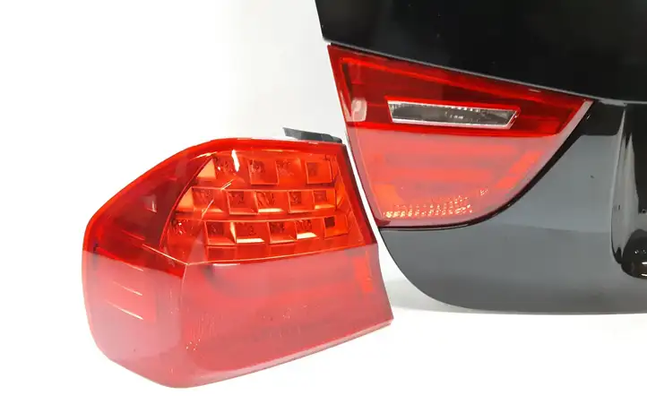 BMW 3 E90 E91 (2005 - 2012) 7289426 Крышка багажника — фото 3