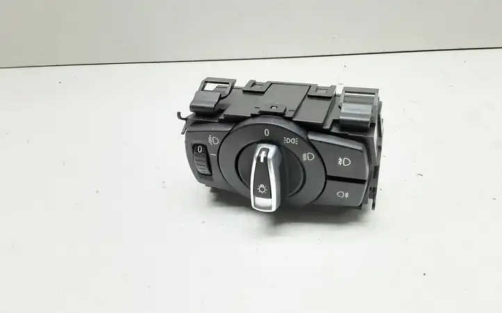 BMW 3 E90 E91 (2005 - 2012) 9169405 Включатель фонарей — фото 1