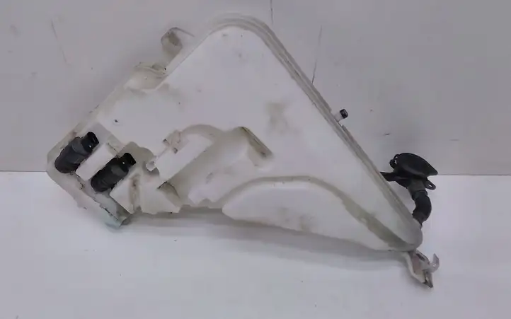 BMW 1 F20 F21 (2011 - 2019) 7241673 Бачок омывателя стекла — фото 1